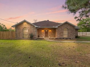 1221 Bear Path Dr, Orange, TX 77632