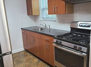 40-04 149th St #3, Flushing, NY 11354