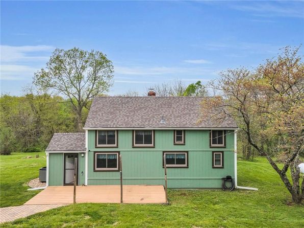 6335 SE Oliver Rd, Cowgill, MO 64637