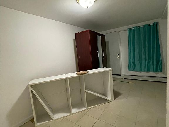 4th image of 21 Bay 41st St #1