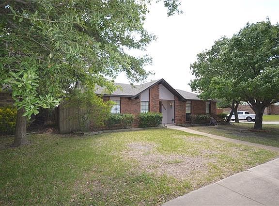 2nd image of 5553 Squires Dr