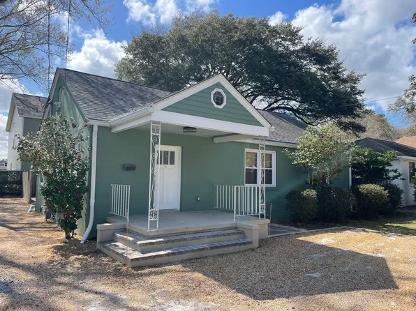 200 Magnolia Rd, Charleston, SC 29407