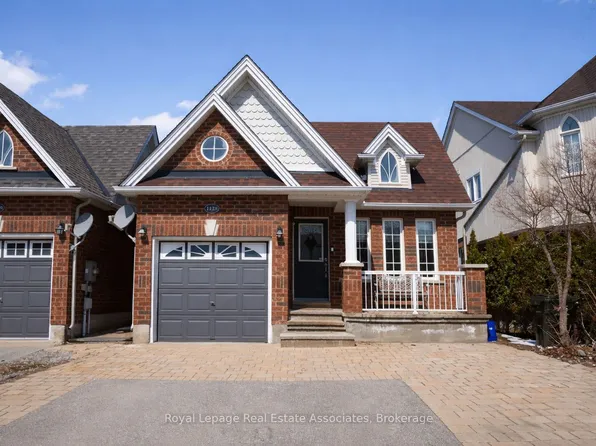 1128 Kell St, Innisfil, ON L9S 4W4