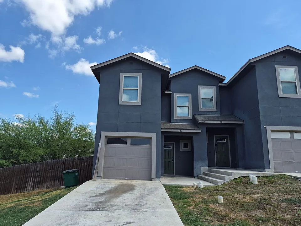 13910 Annas Way #102