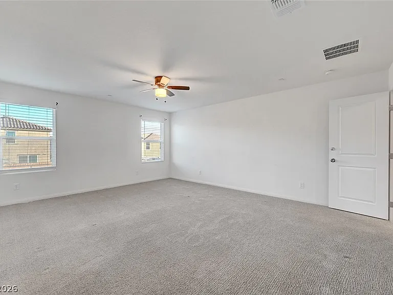 8454 Vacarez Dr — Photo 36
