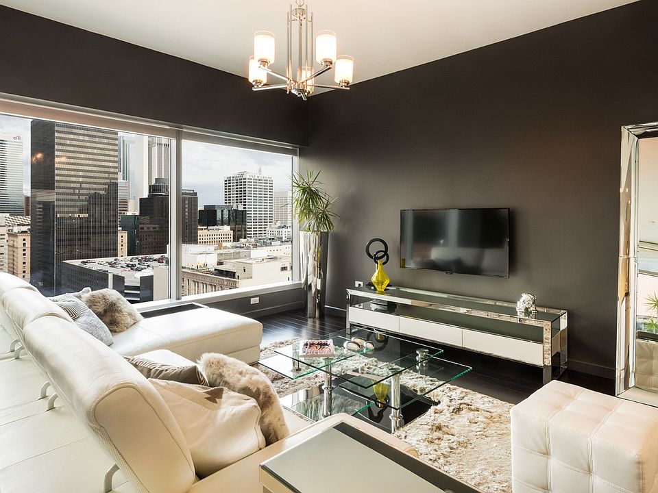 1st image of 705 W 9th St APT 2408
