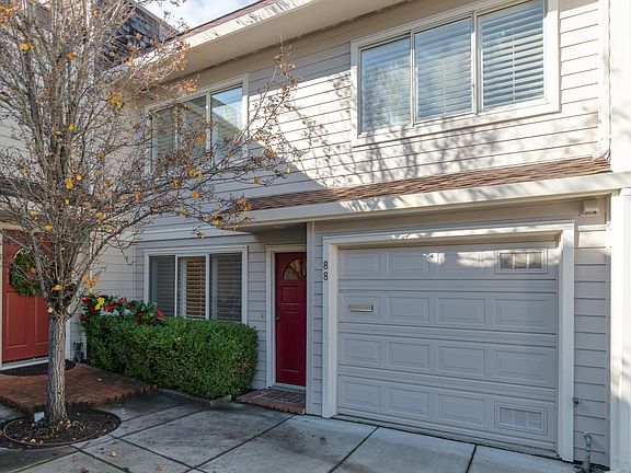 2nd image of 88 Mariner Green Dr