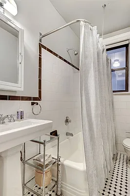 Sold by Corcoran | media 6