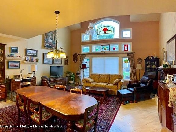 5th image of 26 Tides Ln