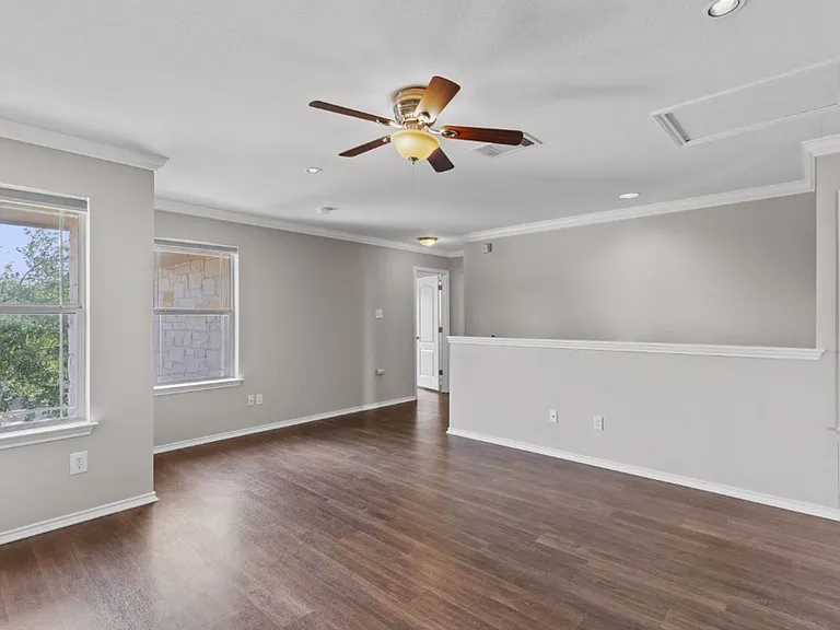 3417 Savage Springs Dr — Photo 18