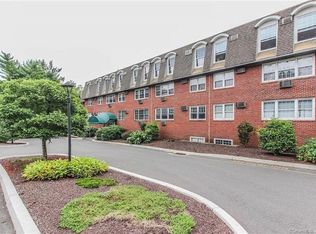 34A Padanaram Rd #222, Danbury, CT 06811