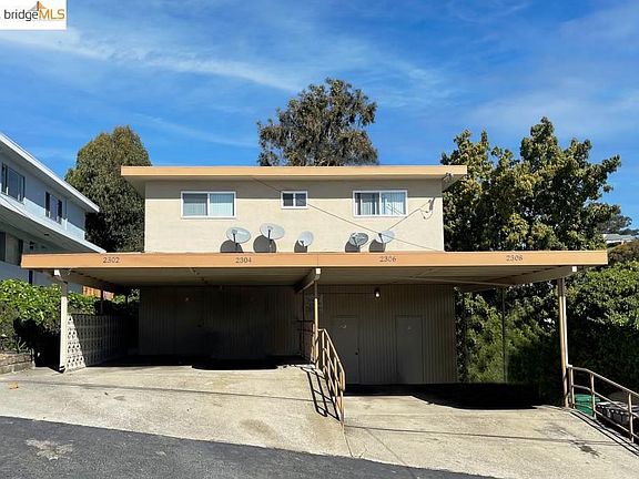 2nd image of 2306 John Ct #2306