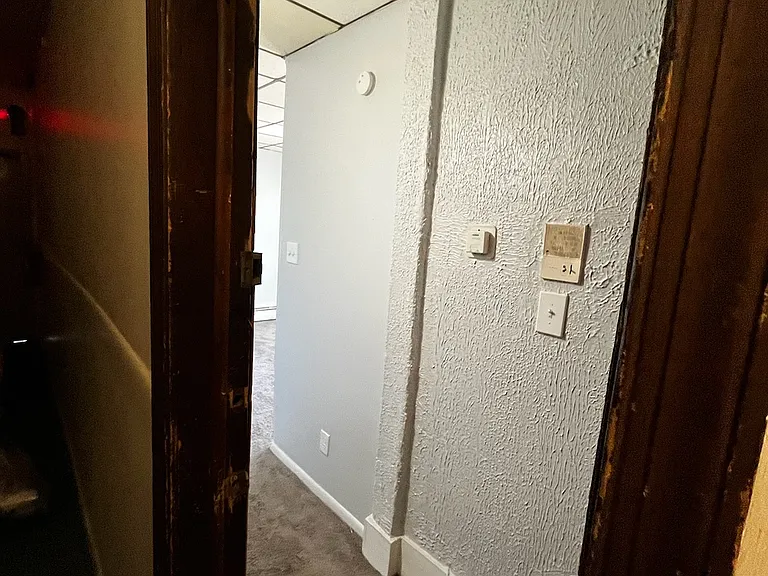 1200 E 9th St — Photo 11