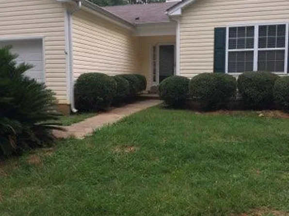 202 Landing Dr, Eatonton, GA 31024