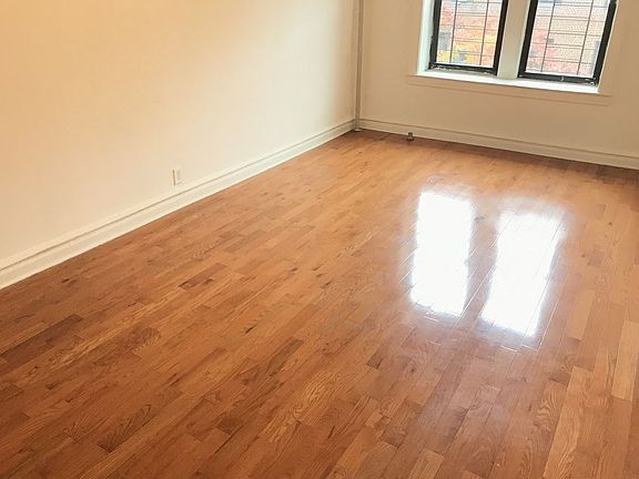 4th image of 221 Linden Blvd APT E12