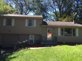 4901 Saratoga St, Omaha, NE 68104