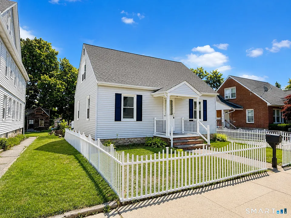 163 Beechwood Ave