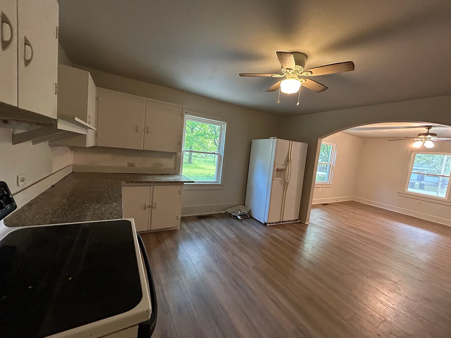 3 bed, 1315 sqft, $1,600 — Photo 3