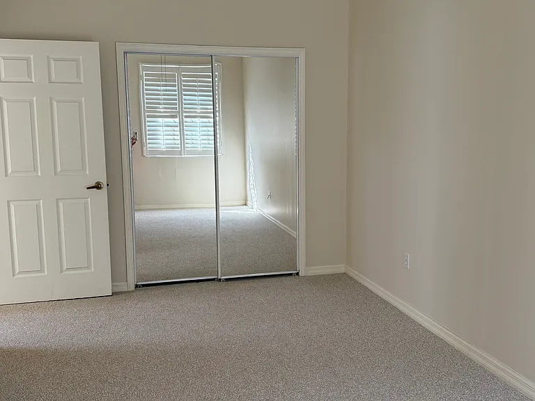 14681 Sutherland Ave — Photo 12