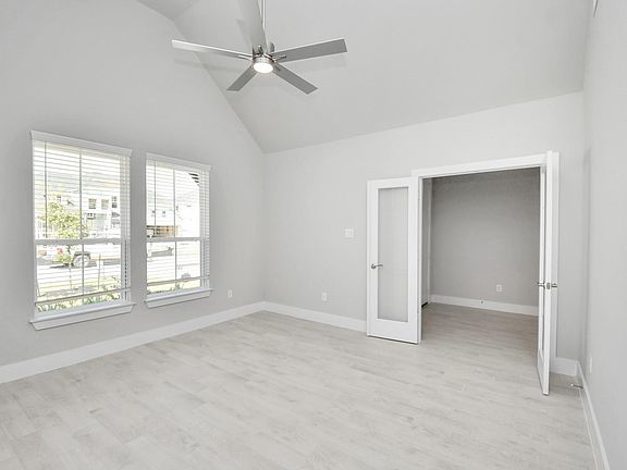 5th image of 3038 Native Spring Dr