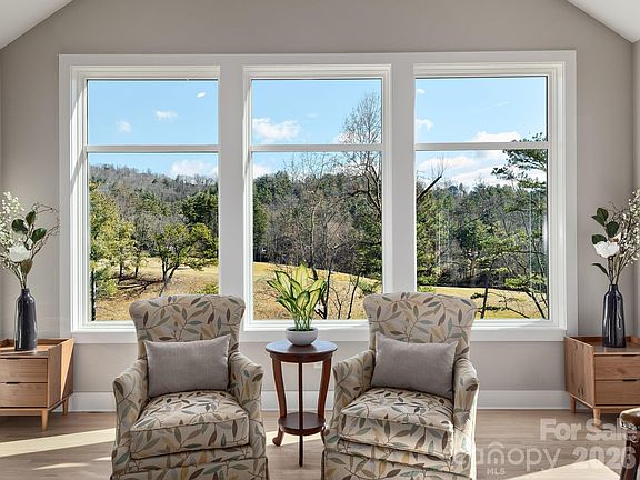 3rd image of 41 Robinhood Rd