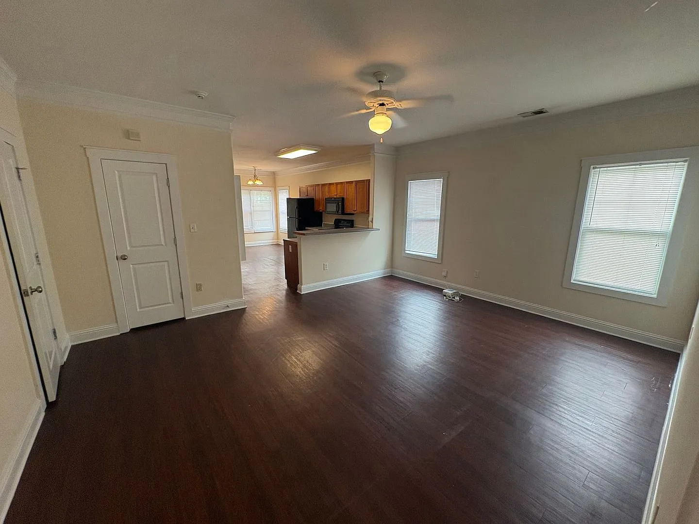 Pre-Leasing For August 6th 2027! — Photo 2