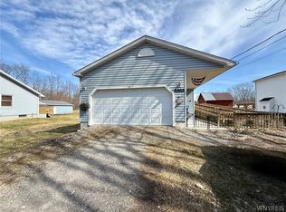 6969 Nash Rd, North Tonawanda, NY 14120