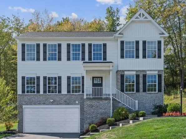 2698 Salerno Dr, Oakdale, PA 15071