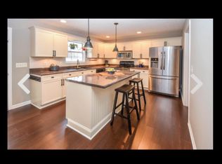 125 Willowleaf Ln, White House, TN 37188