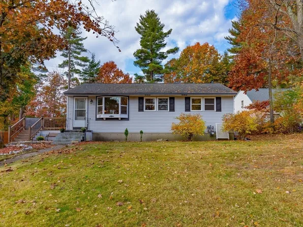 27 McFarlin Rd, Chelmsford, MA 01824
