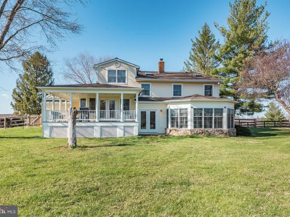 17029 Hamilton Station Rd, Hamilton, VA 20158