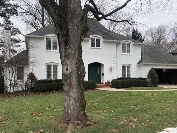 3007 W 84th Pl, Leawood, KS 66206