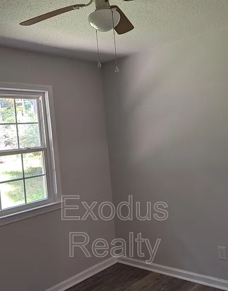 1600 Carr Creek Rd — Photo 13
