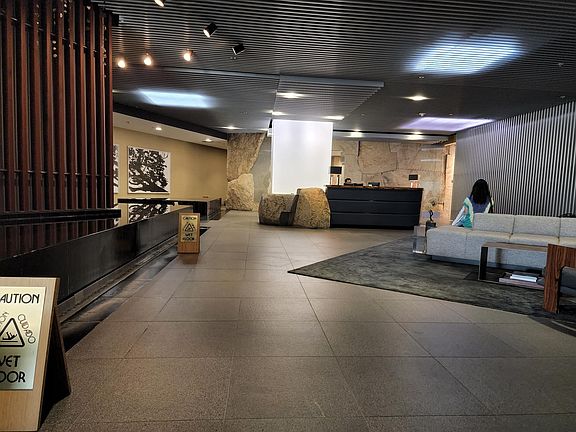 2nd image of 3785 Wilshire Blvd APT 1104