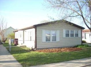 2223 Astor St, Sauk Village, IL 60411