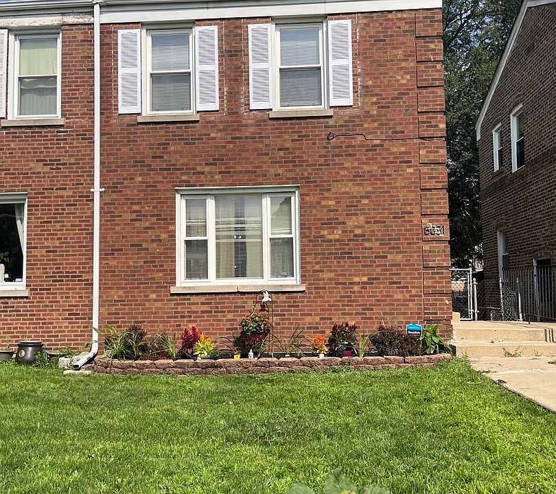1st image of 8831 S Kenwood Ave