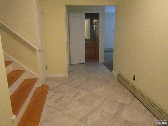 2nd image of 16 Natmark Ct
