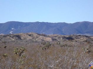 18700 W Holiday Ave, Rosamond, CA