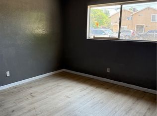 1030 W Latham Ave, Hemet, CA 92543