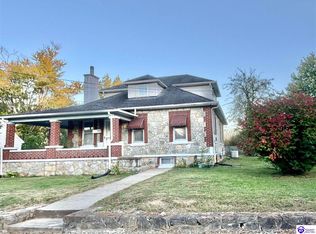 704 Bell Ave, Campbellsville, KY 42718