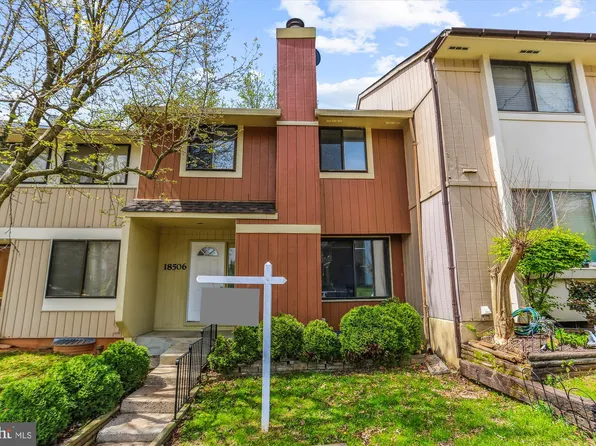 18506 Eagles Roost Dr, Germantown, MD 20874