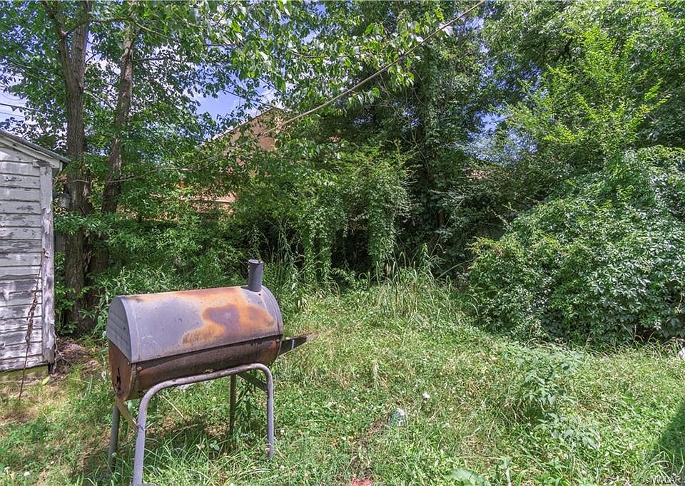 2nd image of 5543 Virginia Ave
