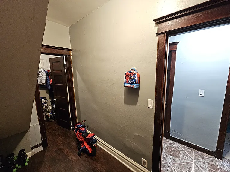 2532 S Albany Ave #1 — Photo 7