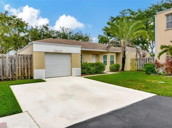 22207 SW 97th Ct, Cutler Bay, FL 33190