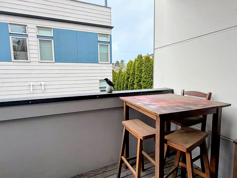 5006 Fauntleroy Way SW — Photo 11