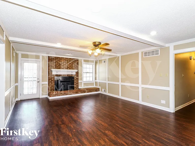 3828 Innsbrook Dr — Photo 4
