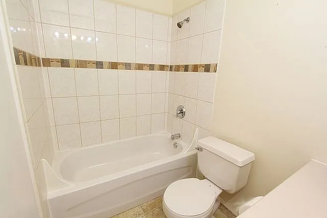 Villa Eve Townhomes — Photo 4