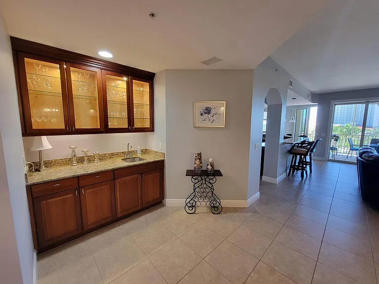 6081 Silver King Blvd #302 — Photo 8