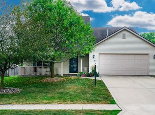 5111 Windy Knoll Ct, Fort Wayne, IN 46809