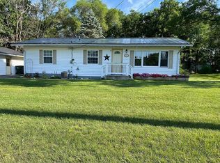 319 E Warehouse St, Muscoda, WI 53573